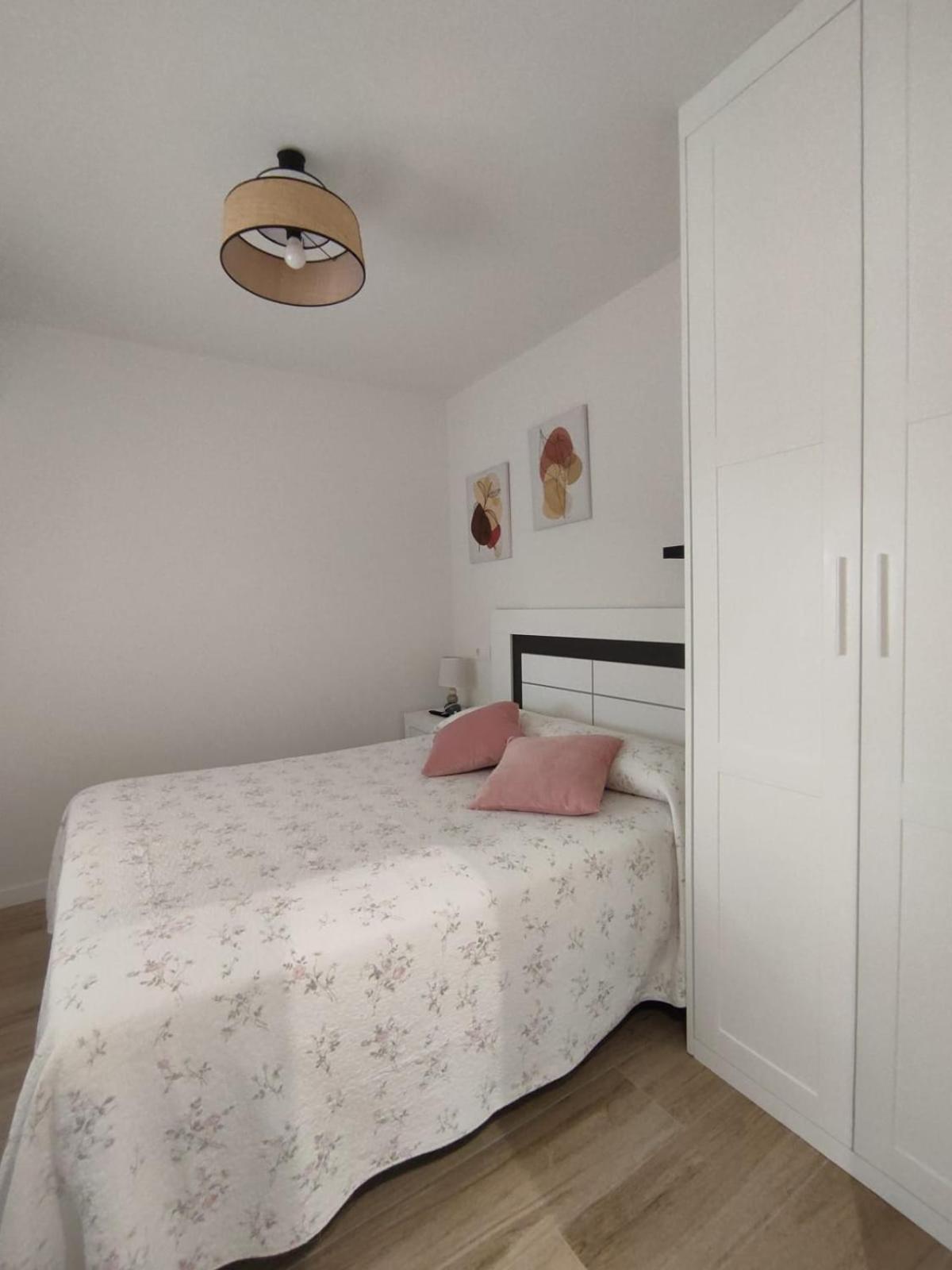 Apartamento La Maza San Vicente De La Barquera Quarto foto